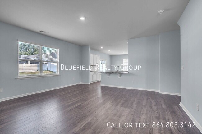 Building Photo - 1313 Chamomile Ct