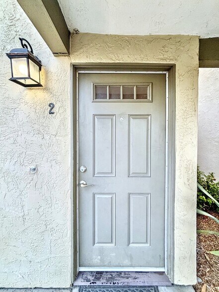 Unit - 3625 Ash St
