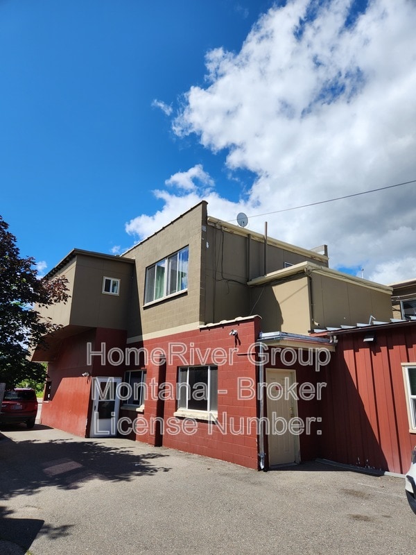 Building Photo - 2326 S Higgins Ave