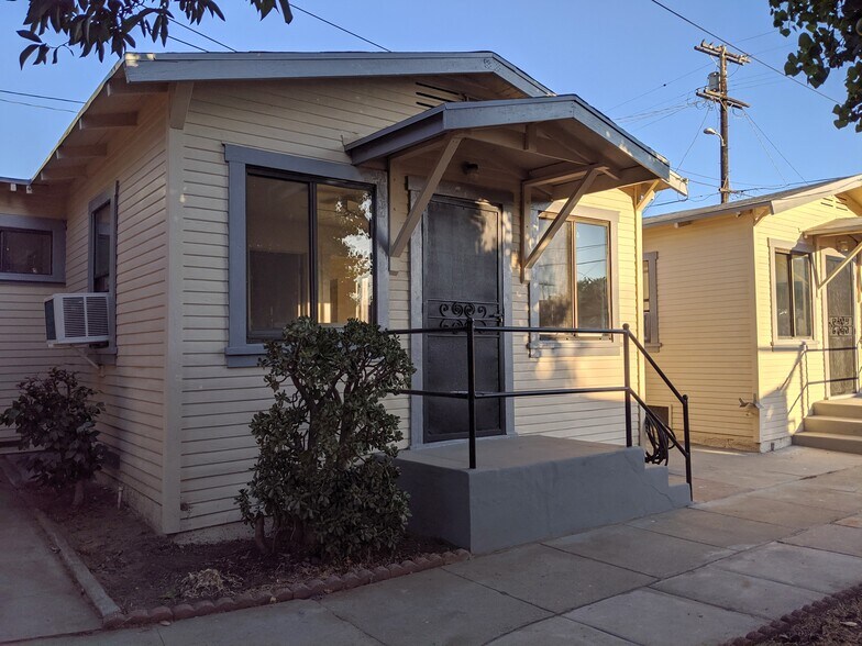 Building Photo - 126 East Avenue 32