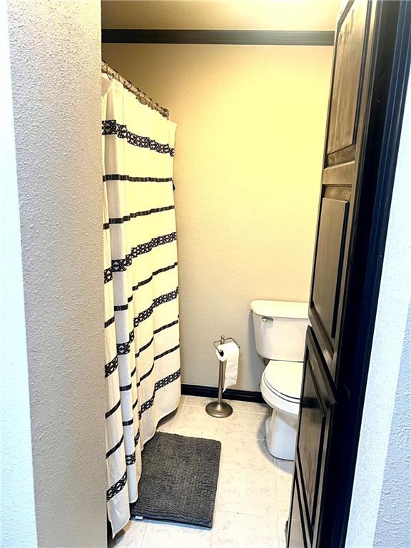 Building Photo - 1072 Valley View Dr