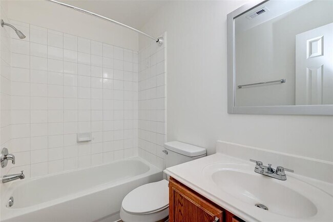 Building Photo - 6030 Shining Leaf Ct