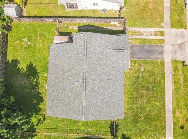 Building Photo - 8350 NW 46th St