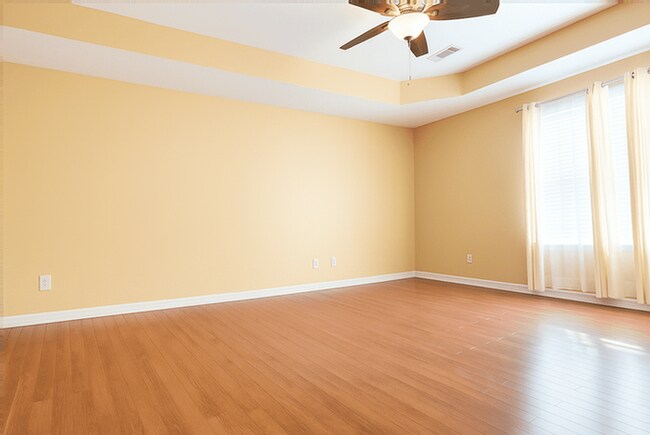 Building Photo - 4427 Eaglewood Trail Dr