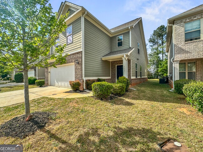 Building Photo - 166 Daisy Cir