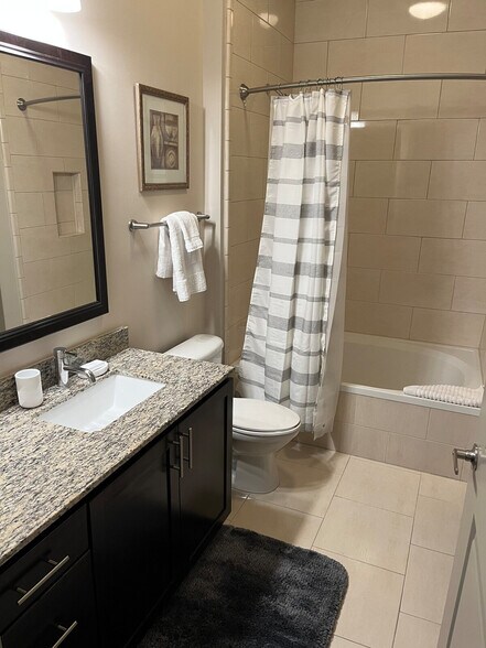 Building Photo - 5655 Carnegie Blvd