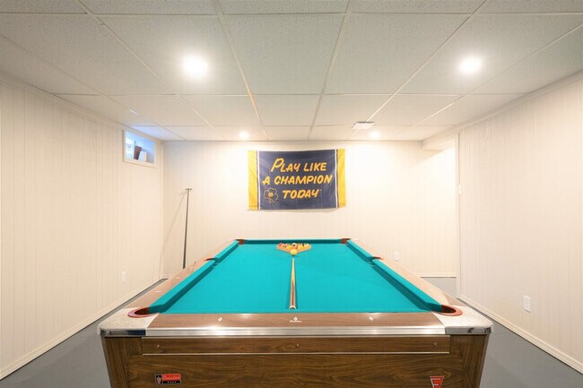 Building Photo - 1322 Jackson Rd