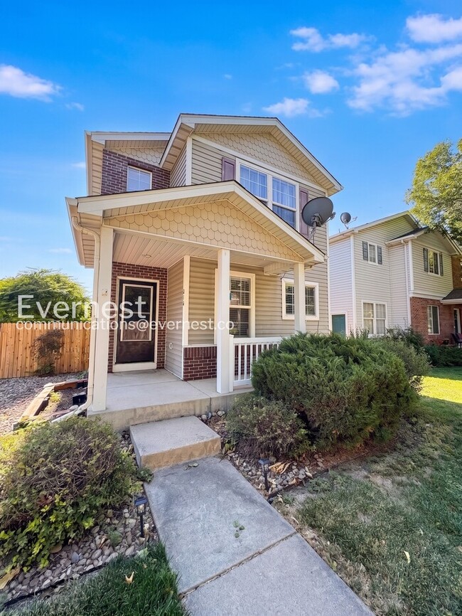 Building Photo - PROMO: Get 1 Month FREE when you sign a 2-Year Lease!/3 bed/2 bath Spacious Home with Modern Amen...
