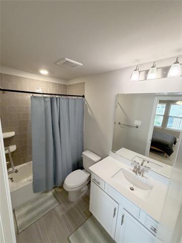 Building Photo - 328 Greenhouse Dr