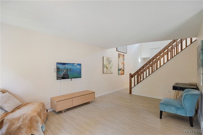 Building Photo - 5411 Village Station Cir
