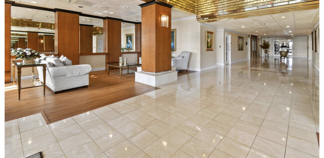 Lobby - 5047 N Highway A1A