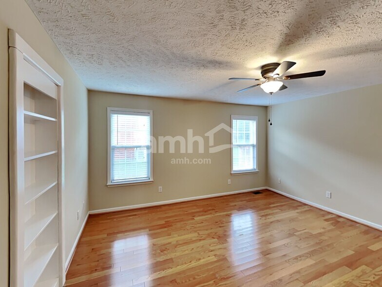 Building Photo - 315 Thetahill Rd