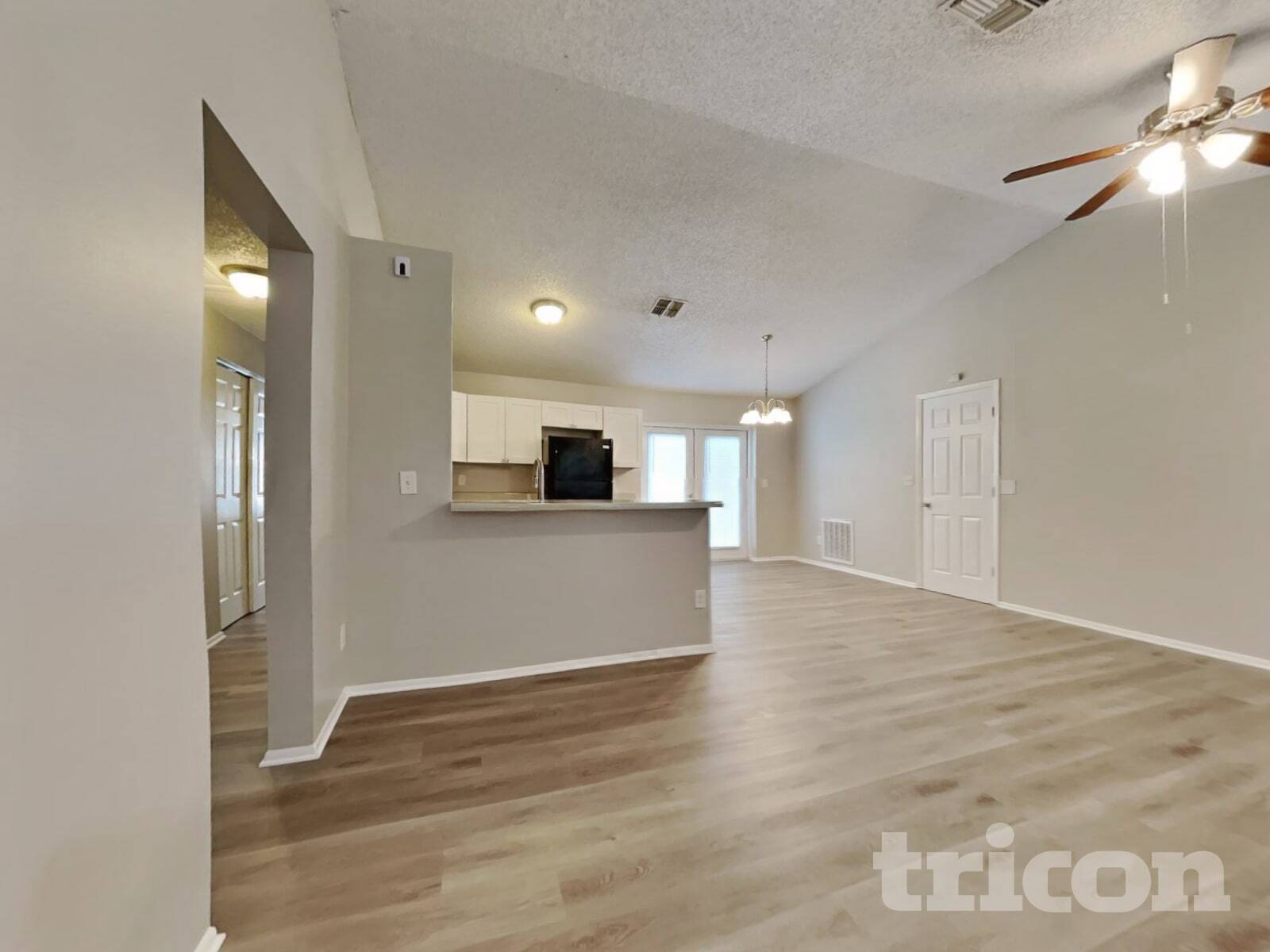 Building Photo - 3154 Macdonald Drive Clearwater FL
