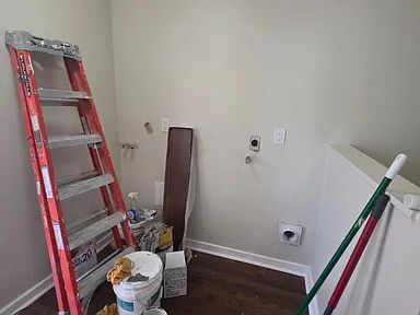 Building Photo - 187 Saltonstall Ave