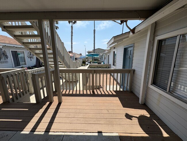 Building Photo - Experience the coastal charm of Oceanside,...