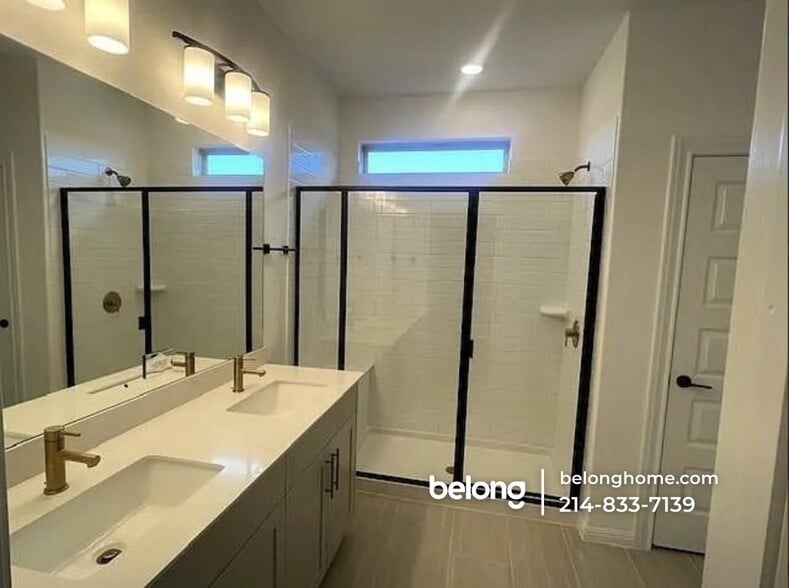 Building Photo - 2725 Woodall Dr