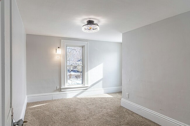 Building Photo - 126 Federal St NW