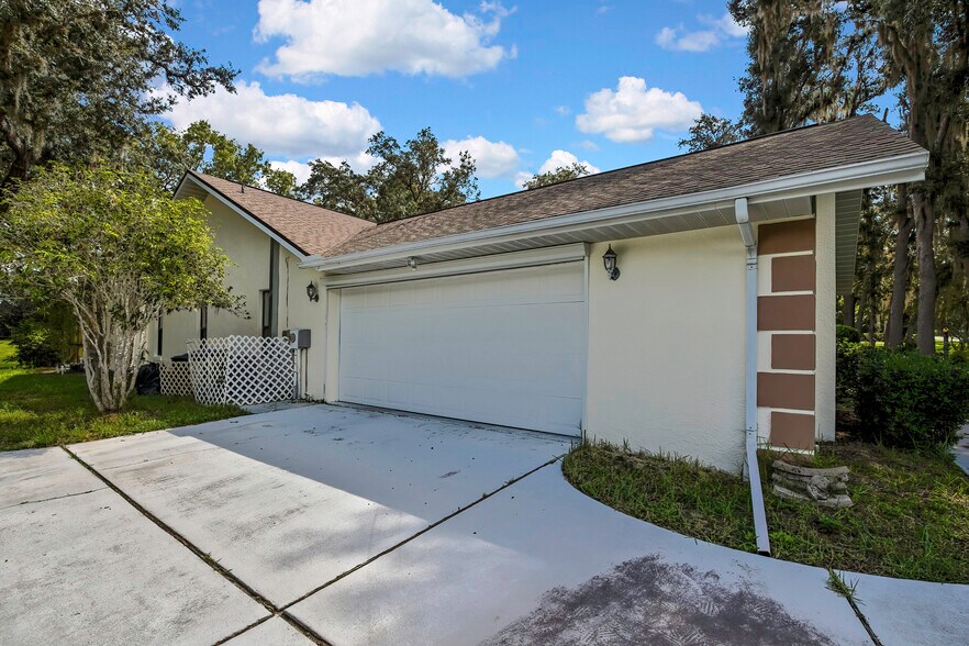 Building Photo - 295 E Keller Ct