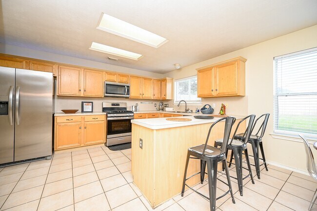 Building Photo - 12122 Lucky Meadow Dr