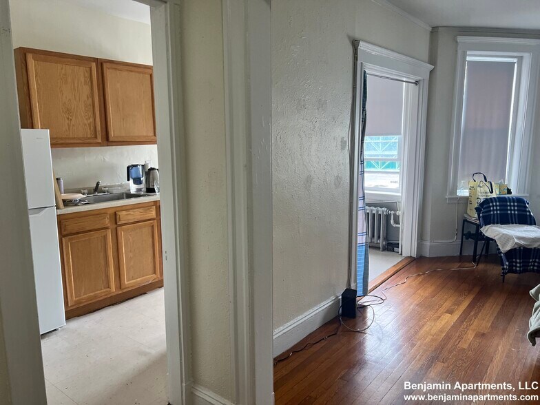 Building Photo - 1167 Boylston St