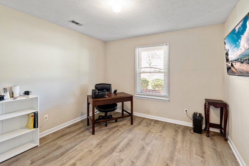 Building Photo - 261 Whistle Way