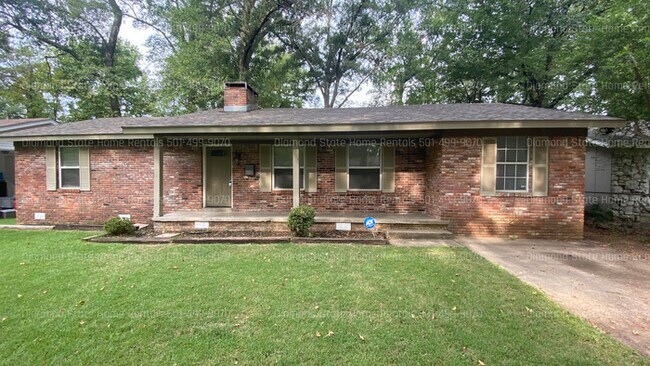Primary Photo - 4 bedroom 2 bath home for rent