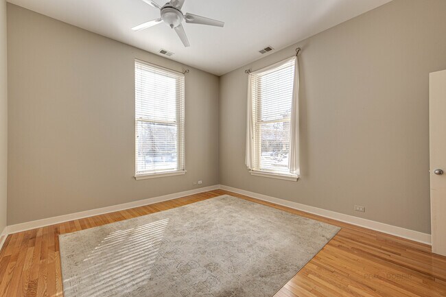 Building Photo - 210 Leonard Wood S