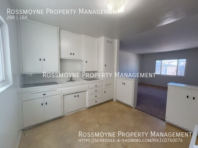 Building Photo - 3342 1/4 Andrita St-