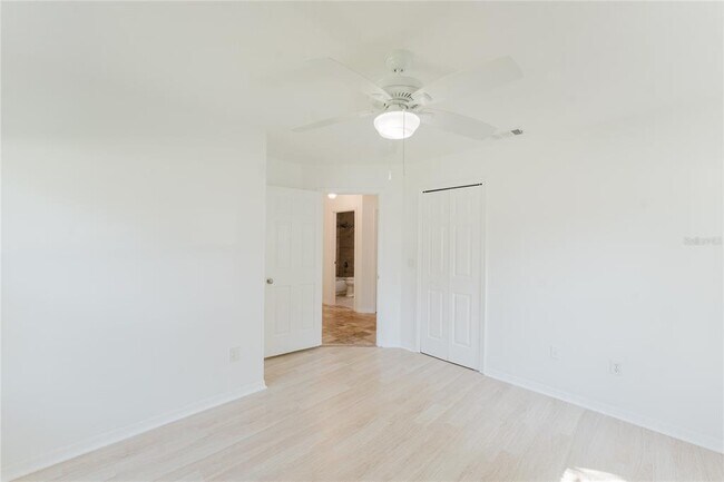 Building Photo - 3033 S Horizon Pl