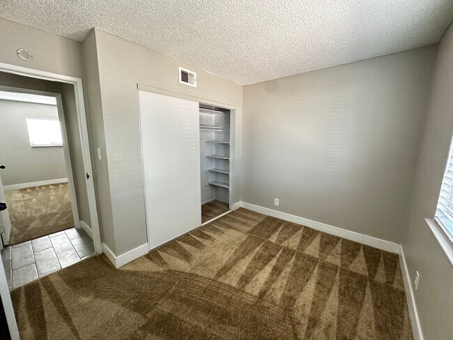 Building Photo - Cute 3-Bedroom Home with Move-in Special of $1775 off your third month rent.