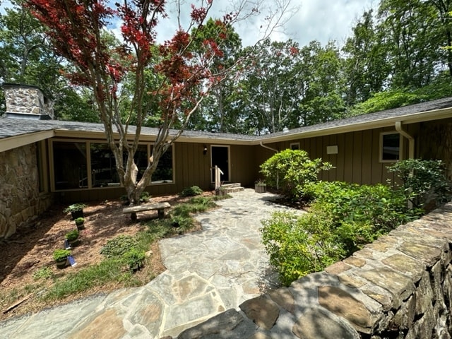 Building Photo - 66 Whispering Pines Dr