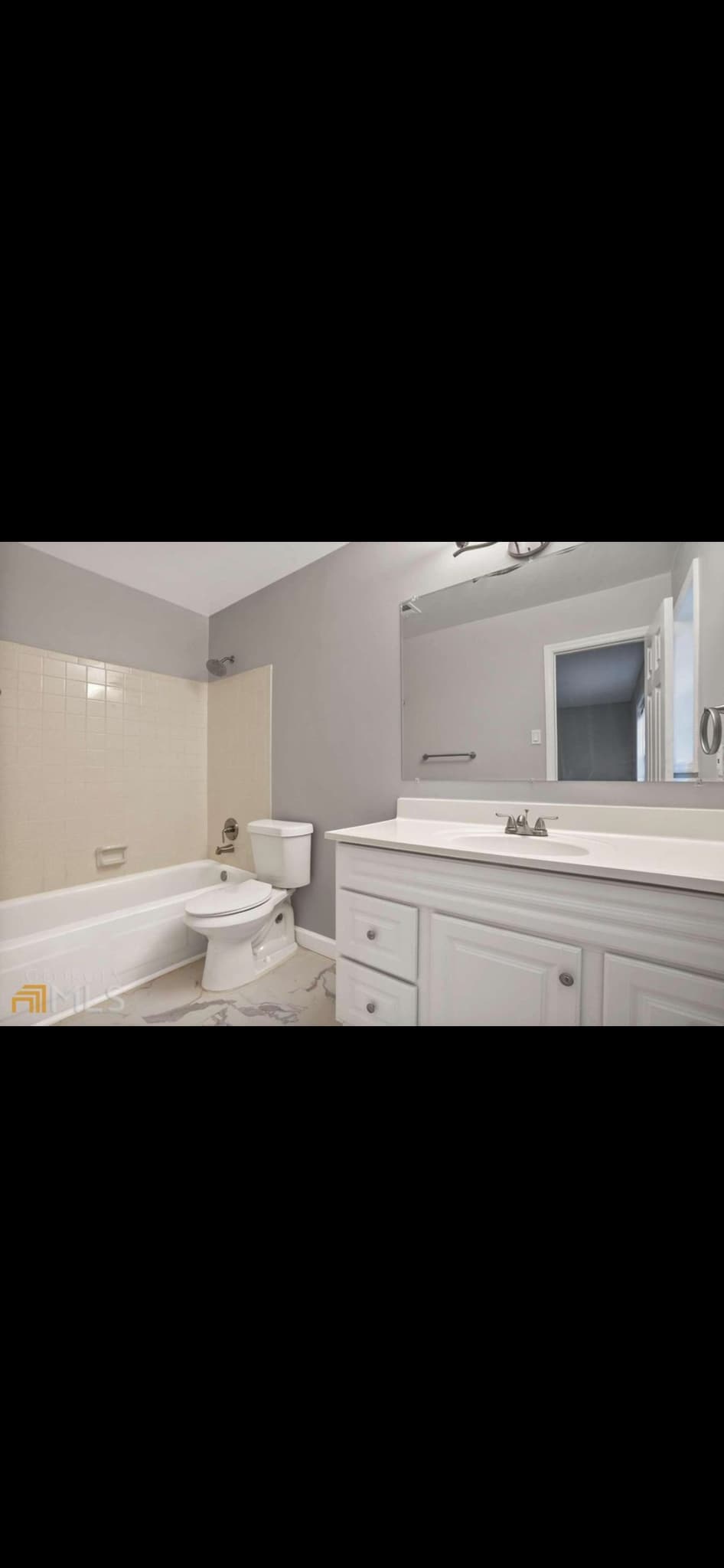 Building Photo - 325 Winding River Dr