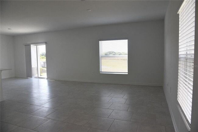 Building Photo - 553 Bell Prairie Cir