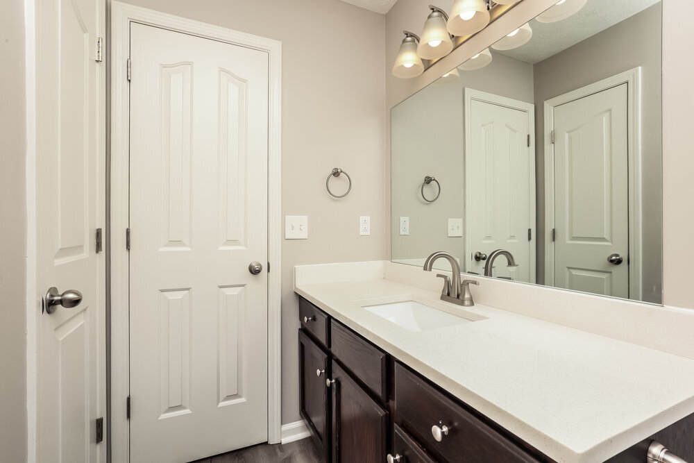 Building Photo - 1225 Eastwoods Dr