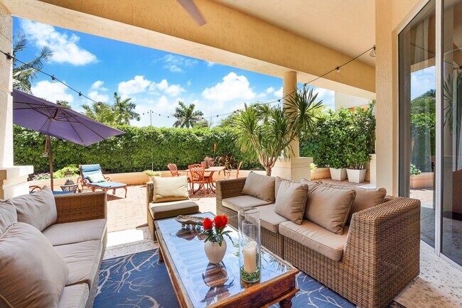 Building Photo - 13611 Deering Bay Dr