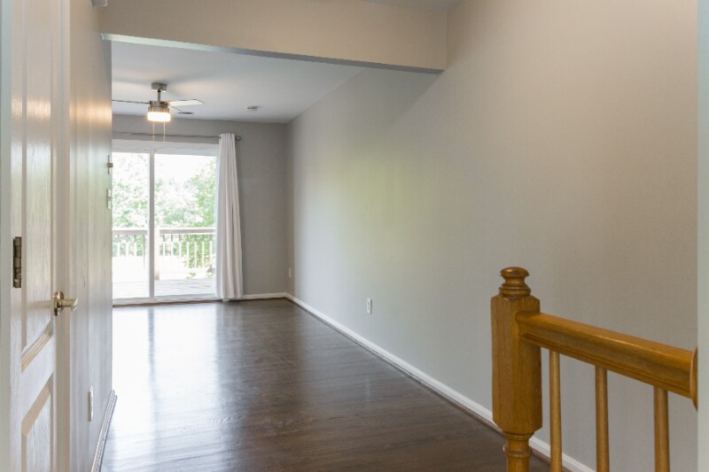 Building Photo - 733 Mashie Ct