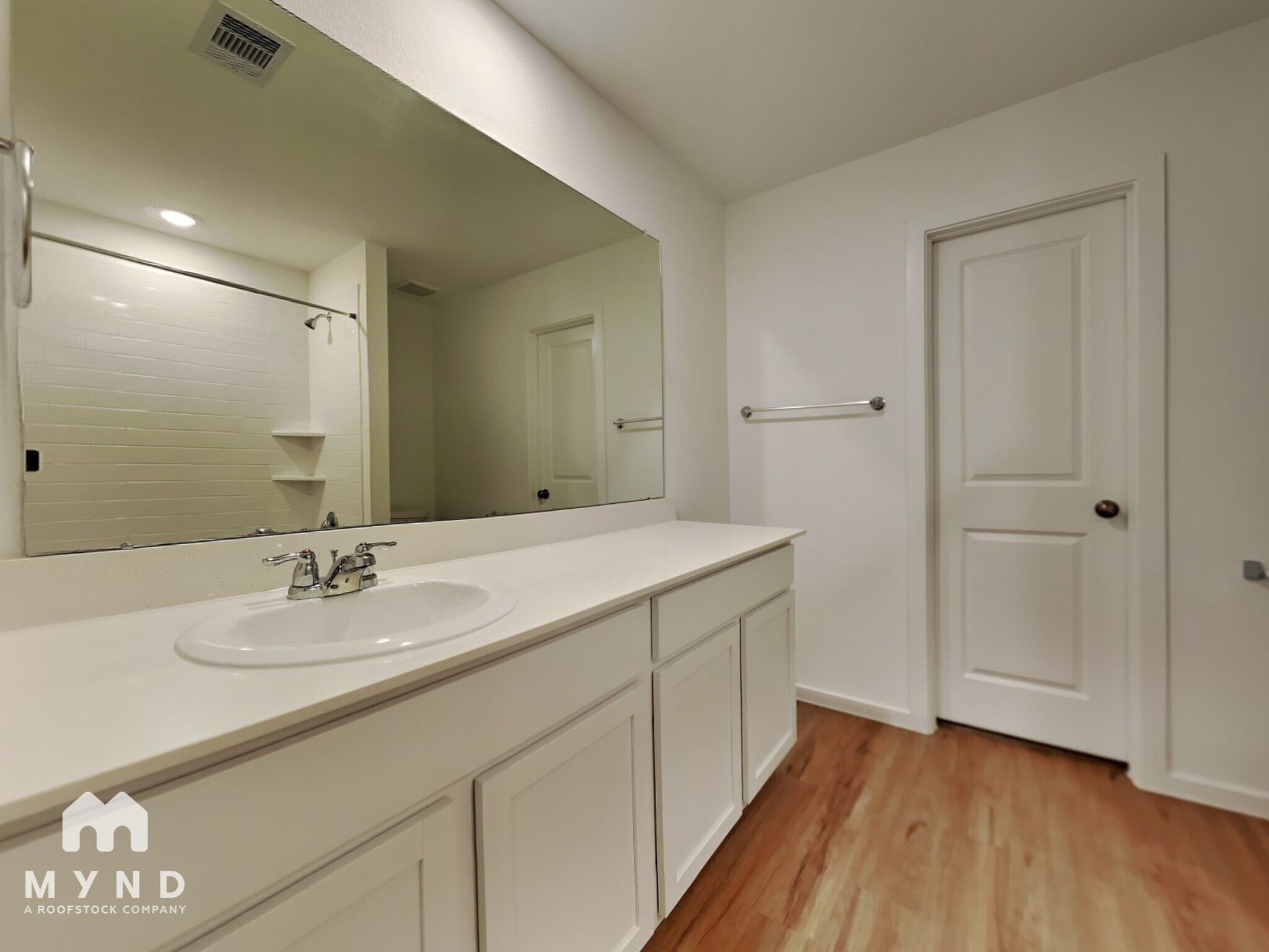 Building Photo - 21645 Balzola Ln