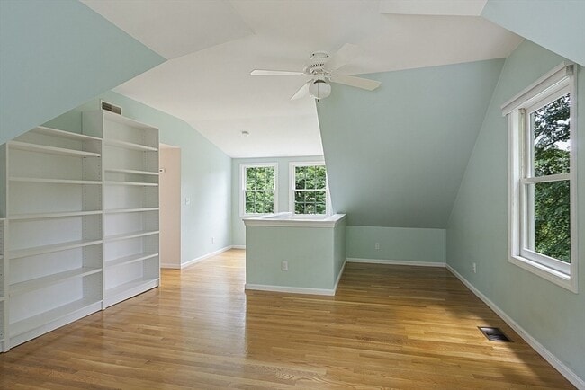 Building Photo - 21 Bedford Ct