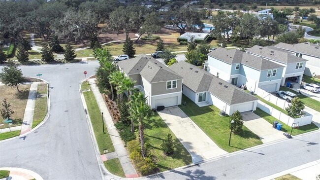 Building Photo - 13030 Boggy Creek Dr