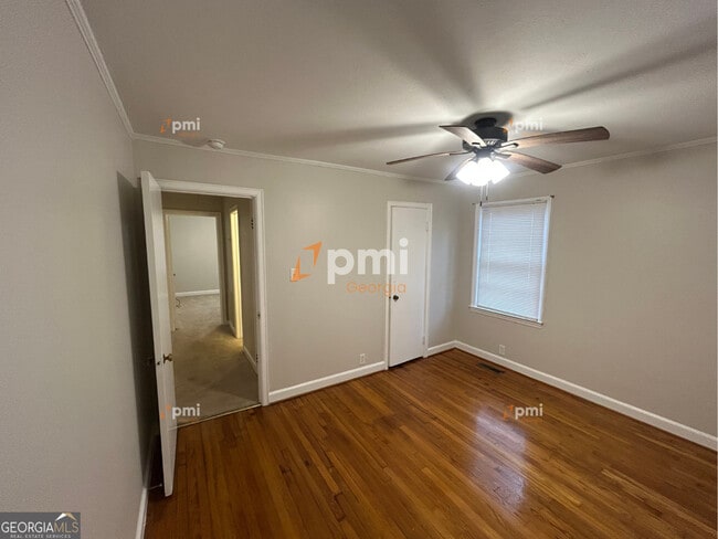 Building Photo - 1463 Beatty St