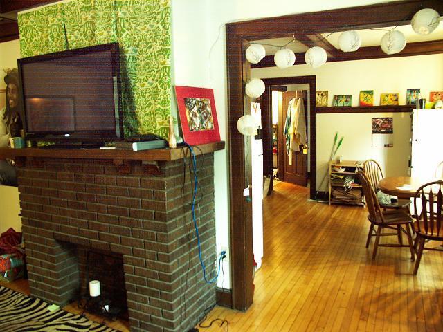 Building Photo - Broom &amp; Wash, LLC 404WW