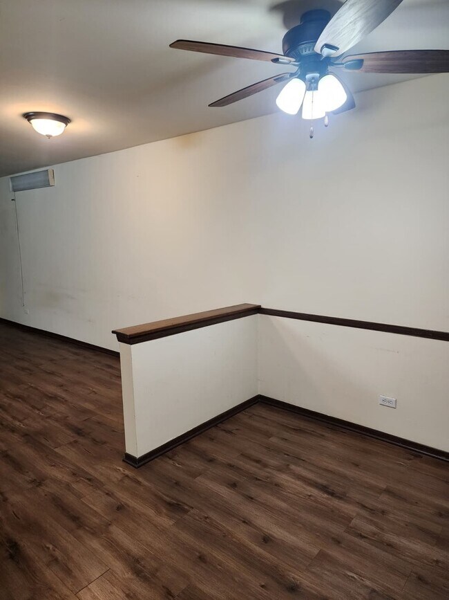 Building Photo - 235 N Mill Rd