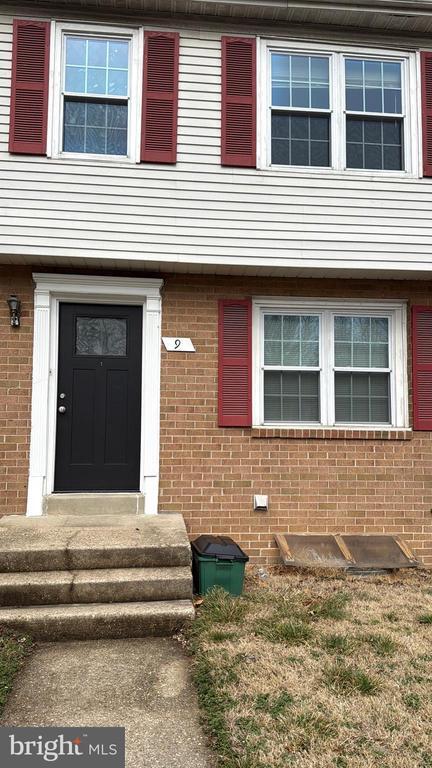 Building Photo - 9 Autumn Hill Way