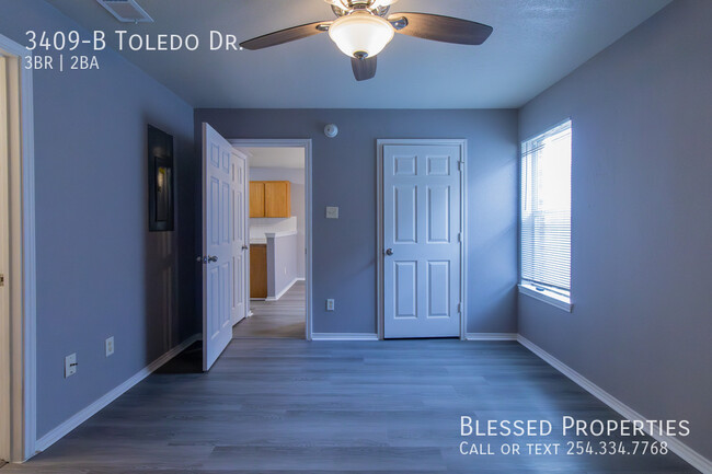 Building Photo - 3409 Toledo Dr