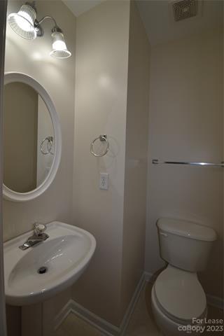 Building Photo - 9742 Bailey Rd