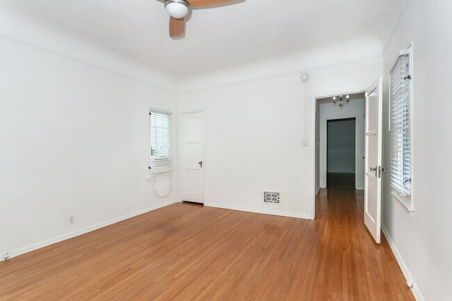 Building Photo - 6313 Orange St