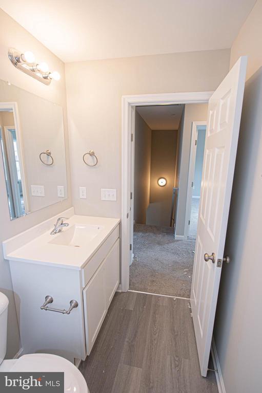 Building Photo - 241 Morgans Ct