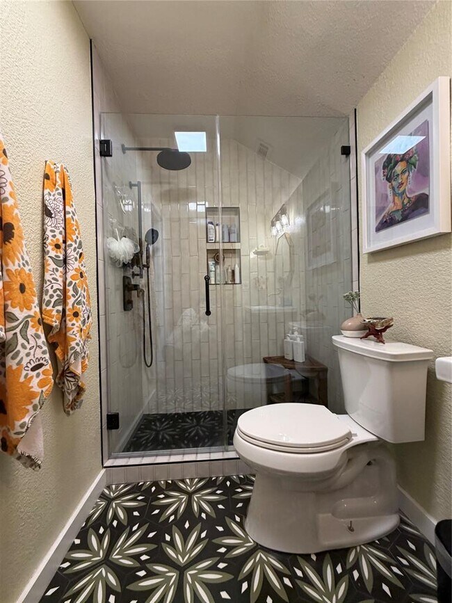 Building Photo - 2626 Baxter Dr