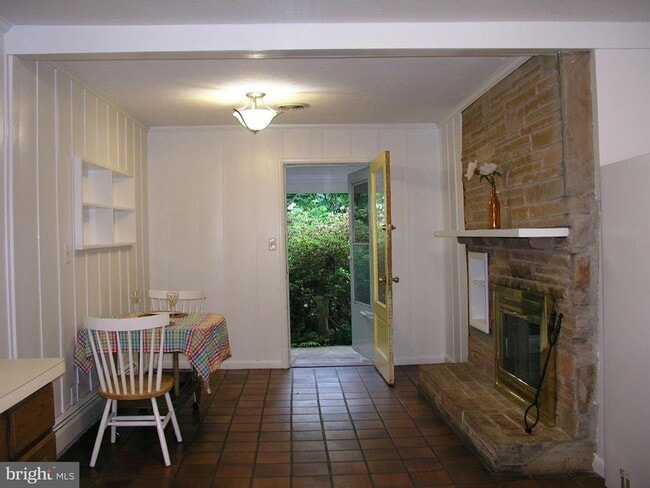 Building Photo - 10409 Gary Rd