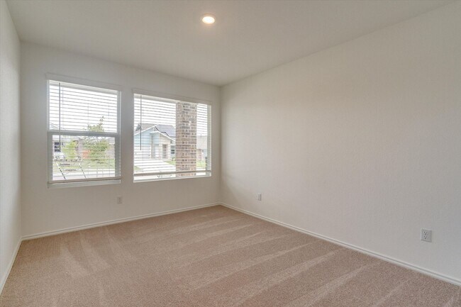 Building Photo - 131 Tofalla